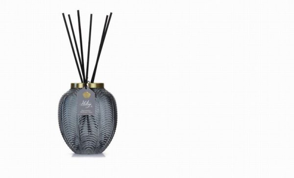 ASHLEIGH & BURWOOD: DECORATIVE DIFFUSER VASE - GREY