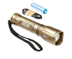 Dekton Professional Light XP400 Rechargeable Torch