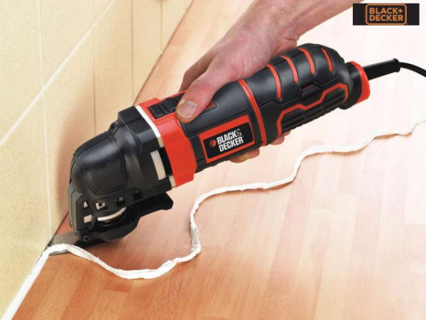 Black & Decker MT300KA-GB 240V Oscillating Tool 300 Watt 240 Vol - Image 2
