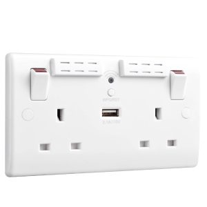 822UWR Wi-Fi Range Extender twin Socket + USB Charger