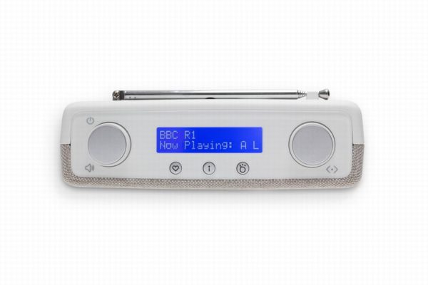 roberts play11w portable dab radio white