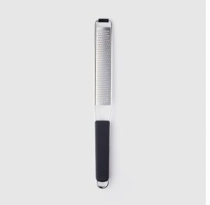 Sabatier Professional Fine Etched Grater With Blade Cover