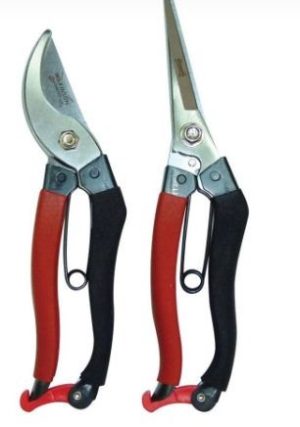 Wilkinson Sword Classic Bypass Pruner & Angled Snip Set 1111381W