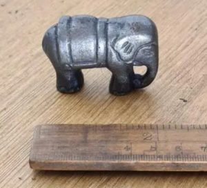 Paperweight Elephant Ornament