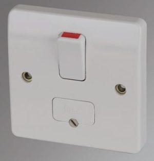 13A SWITCHED FUSED CONNECTION UNIT