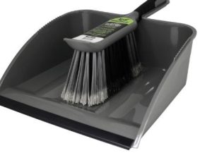 BUFFALO JUMBO DUSTPAN & BRUSH SET PLASTIC