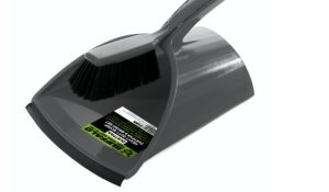 BUFFALO HEAVY DUTY SCOOP PLASTIC DUSTPAN & BRUSH SET