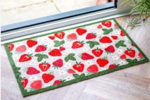 Strawberries Ritzy Rug Door Mat 45x75cm 5517031